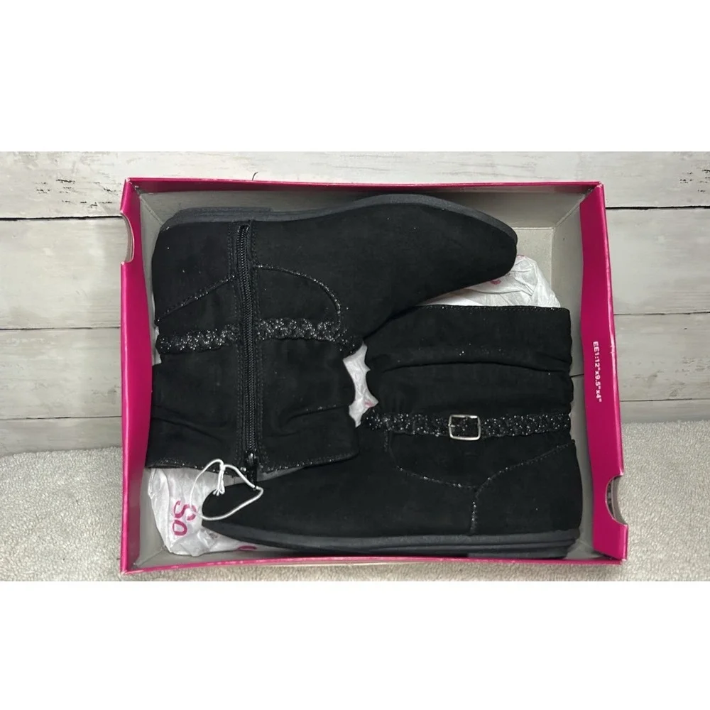 NEW Kids Black Suede Ruched Boots Memory Foam Size‎ 5 M Evelyn